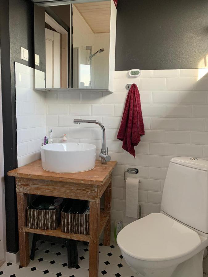 Modern Cozy 2 Bedroom Apartment Near City Center Pärnu Exteriör bild