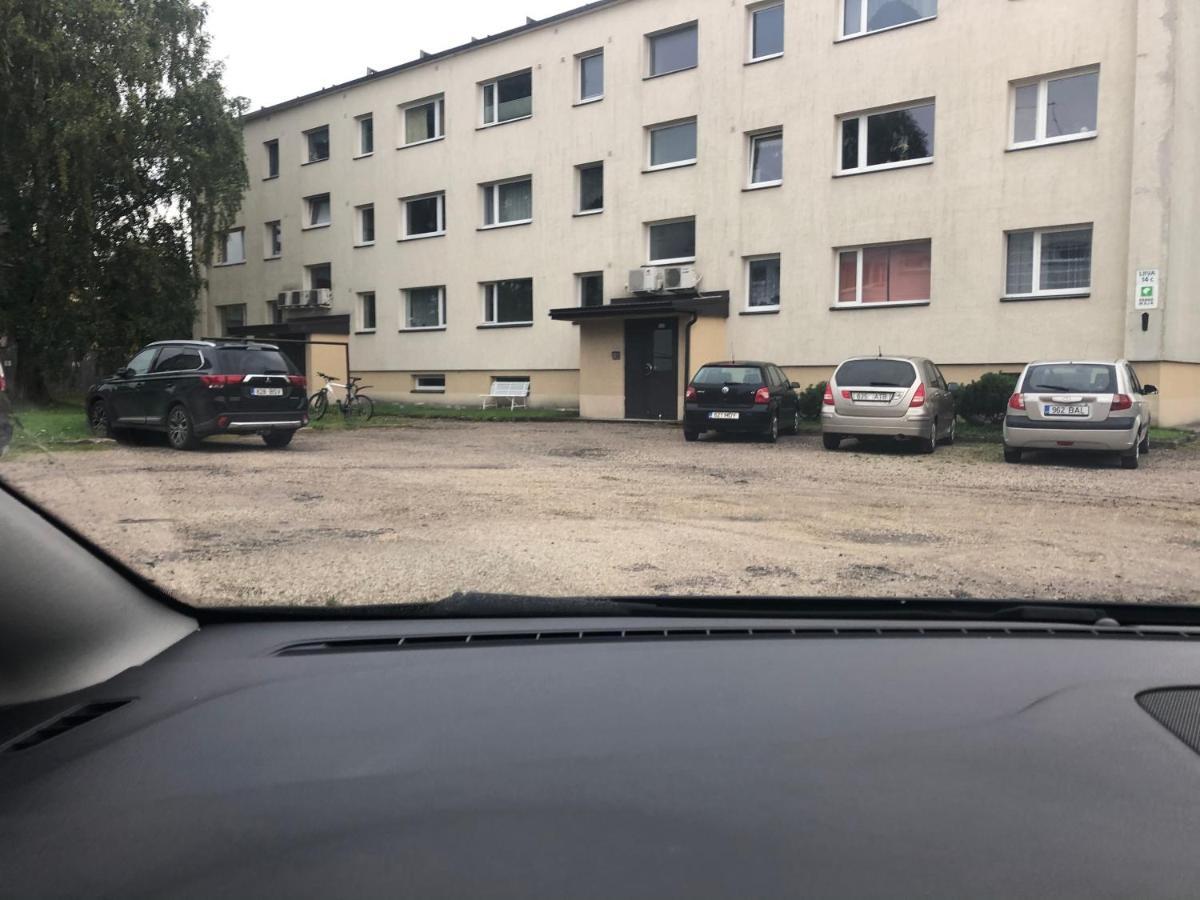 Modern Cozy 2 Bedroom Apartment Near City Center Pärnu Exteriör bild